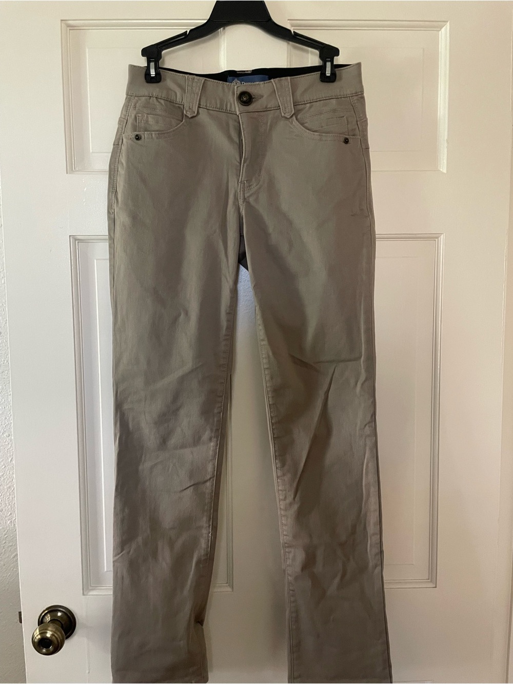 Women's Straight-Leg Pants in Light Taupe